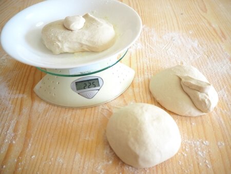 impasto per pizza napoletana DOC: panetti